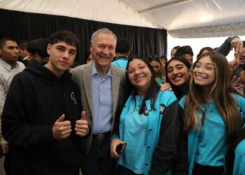 Schiaretti defendió la educación pública y gratuita y destacó el rol del Estado para asegurarla