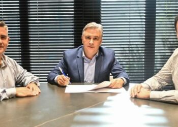 Llaryora presentó la propuesta de ordenanza que refuerza la regulación de perros peligrosos