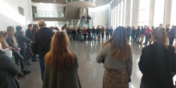 Multitudinaria asamblea salarial de los empleados judiciales en Tribunales 2