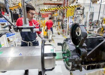 El empleo industrial alcanzó su máximo nivel en cinco años