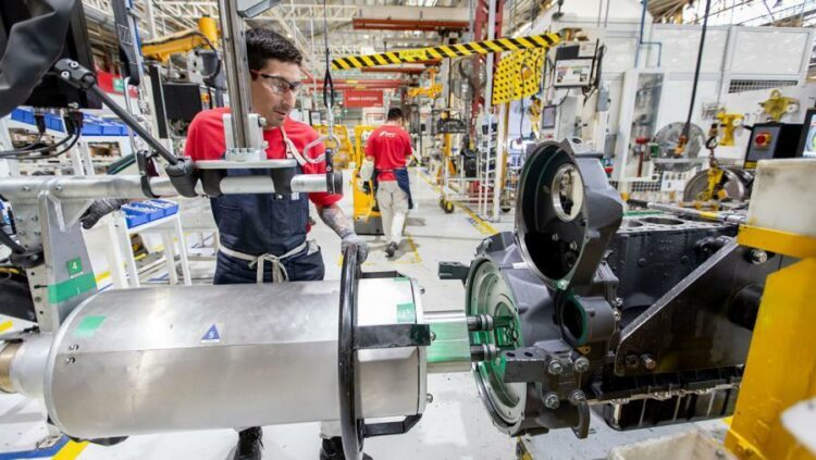 La UIA pidió bajar impuestos antes de abrir la economía