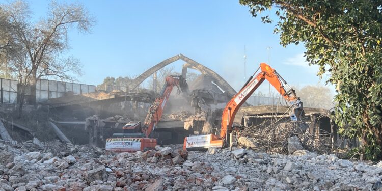 Construirán una escuela ProA en el predio donde estaba el edificio conocido como «la araña»