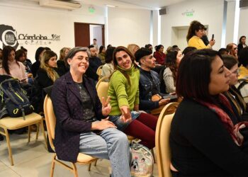 Crean un banco de datos para fomentar la integración de trans, travestis y no binarios