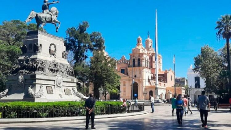 Se espera un lunes de calor y viento en Córdoba