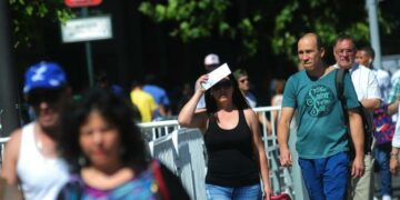 En la mitad del país la temperatura superó los 30 grados, y en algunas provincias trepó a 38