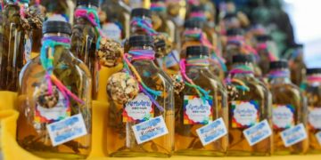 Los motivos detrás del misterioso ritual de la caña con ruda cada 1° de agosto