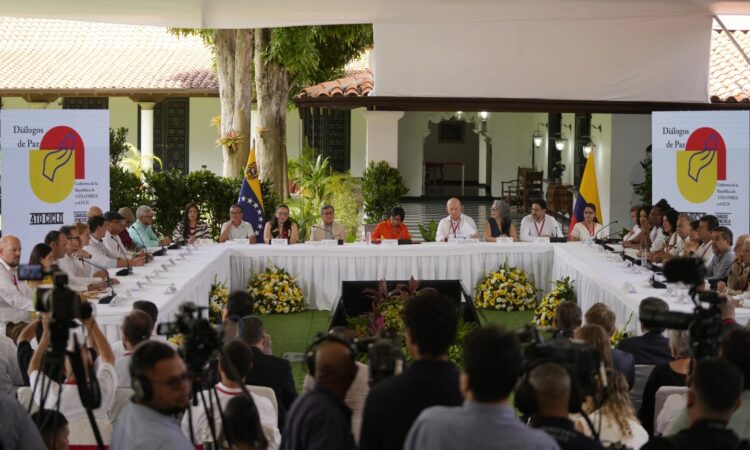 Cuarto ciclo de conversaciones entre Colombia y el ELN