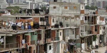 Alertan sobre la crisis habitacional que afecta a la Argentina