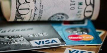 La Afip reduce al 5% la alícuota del adelanto de Bienes Personales en el «dólar turista»