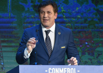 Domínguez, optimista con organizar el Mundial 2030