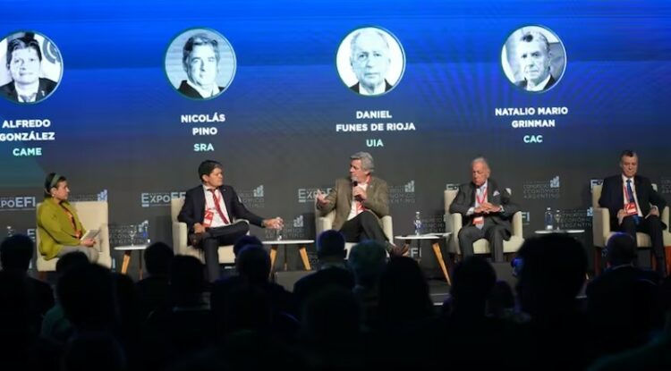 Crecen las críticas de los empresarios Empresarios rechazaron el pago del bono de $60.000 durante el evento Expo EFI.