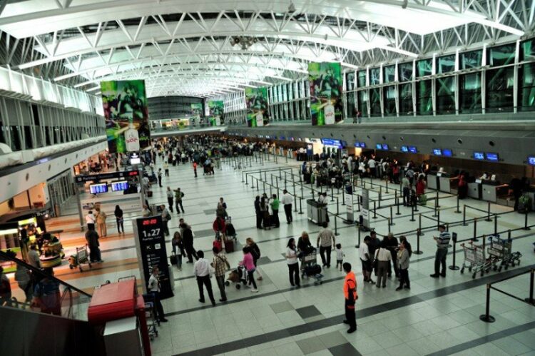 Intentó viajar a Miami con casi 6 kilos de oro y fue imputada por tentativa de contrabando