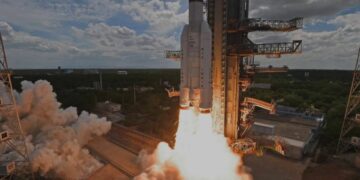 India hace historia al aterrizar una nave en el punto más austral de la Luna