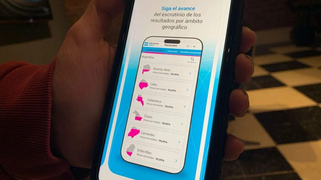 Cómo funciona la app gratuita que lanzó el Gobierno para seguir los resultados de las Paso