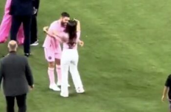 Antonella Rocuzzo confundió a Messi con Jordi Alba y casi le da un beso