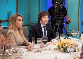 Romance confirmado entre Milei y Fátima Florez, hace cuánto están juntos