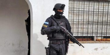 Barrio San Fernando: allanaron un domicilio y encontraron varias dosis de cocaína y marihuana