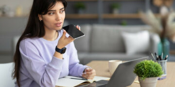 Meta presentó un nuevo modelo de inteligencia artificial de traducciones y transcripciones