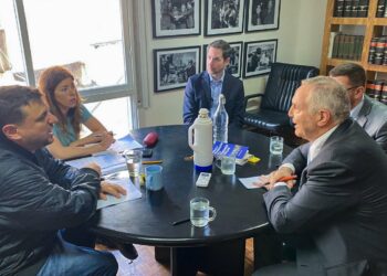 Grabois recibió en su oficina al embajador de Estados Unidos