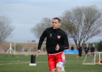 Aued llegó a Instituto