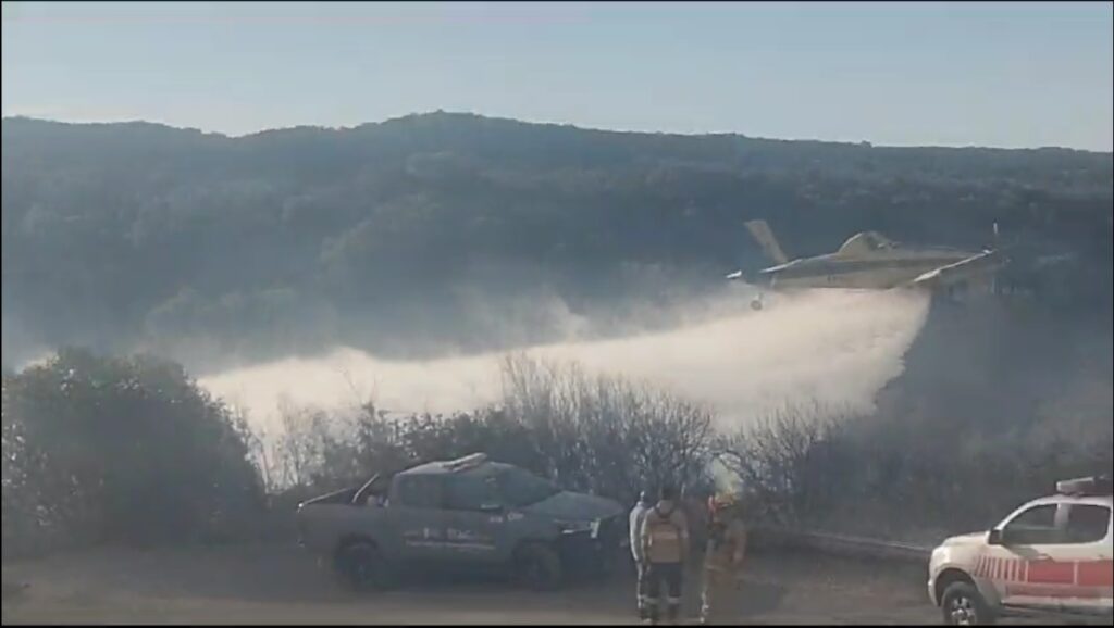 Contuvieron un incendio en El Manzano