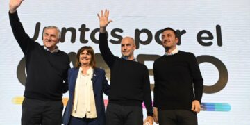 Con foto de unidad, Bullrich oficializó su triunfo en la interna de Juntos por el Cambio