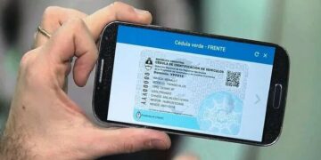 Por la escasez de plástico, interrumpen la entrega de documentos esenciales para conducir