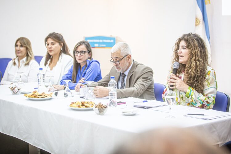 La Provincia apunta a la lucha por la trata La Provincia apunta a la lucha por la trata