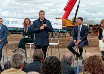 Sergio Massa convocó a Martín Llaryora a un gobierno de «unidad nacional»