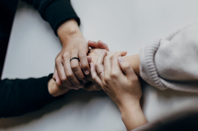 Las parejas cordobesas prefieren casarse antes que una unión convivencial