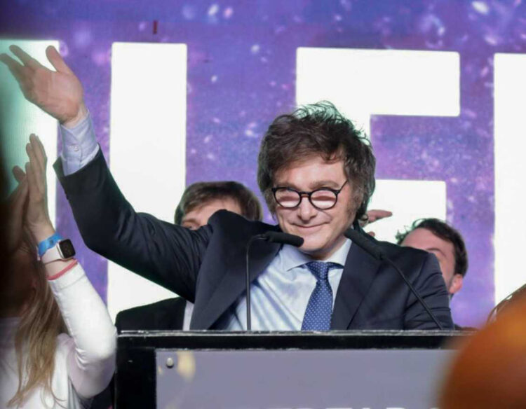 Las primeras definiciones de Milei el día después: "Los que quieren adherirse a este proyecto liberal son bienvenidos"