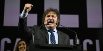 Con más del 30% de los votos, Milei decretó «el fin del modelo de la casta» y la «justicia social»