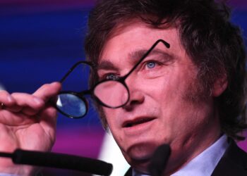 Milei ya se muestra como presidenciable luego de su resonante triunfo del domingo