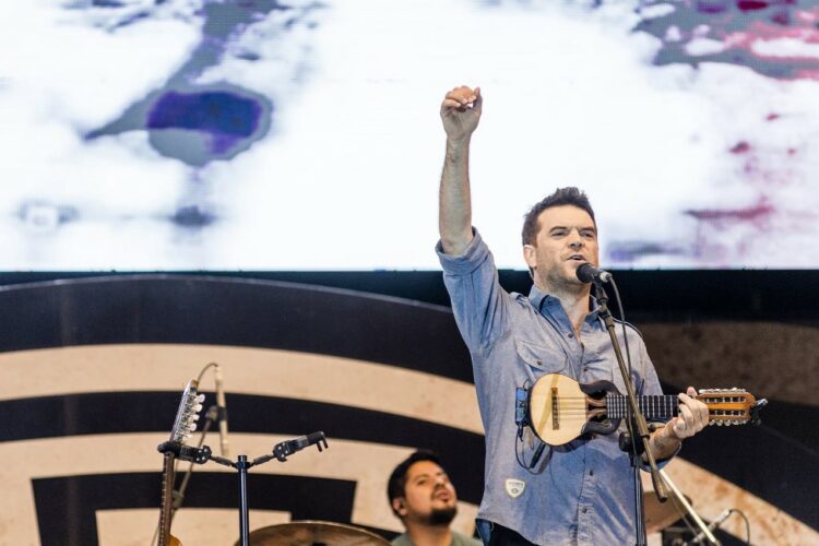 El jujeño Martín “Pachi” Herrera tocando en el Festival de Cosquín 2020.