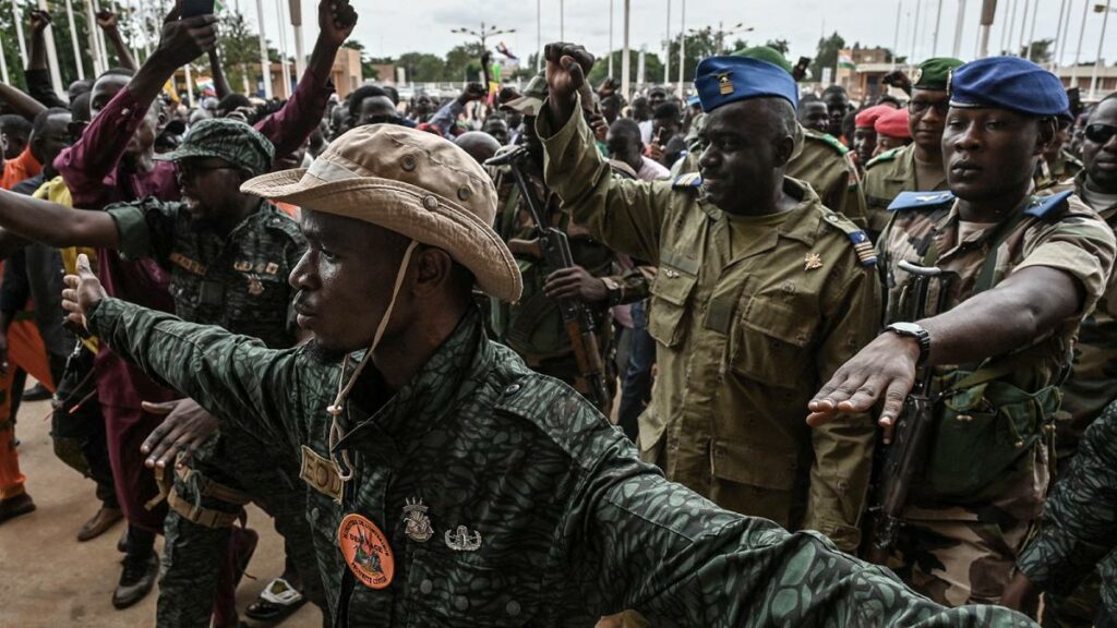 Militares nigerinos expulsaron embajadas de Francia y EE.UU.