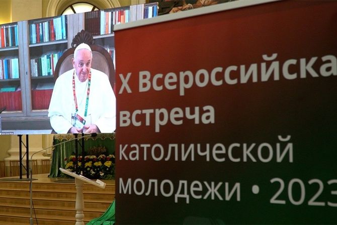 Francisco en el X encuentro nacional de jóvenes católicos en San Petersburgo.