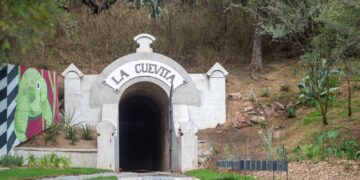 Recuperan la “cuevita” del tren en el Parque de la Biodiversidad