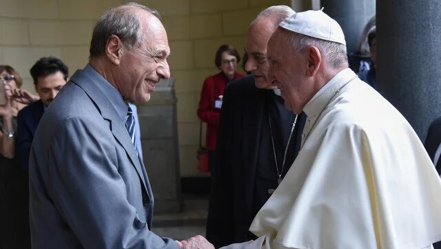 El Papa designó al ex juez Zaffaroni en una institución vaticana recién creada