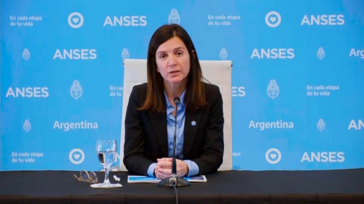 La titular de Anses, Fernanda Raverta.