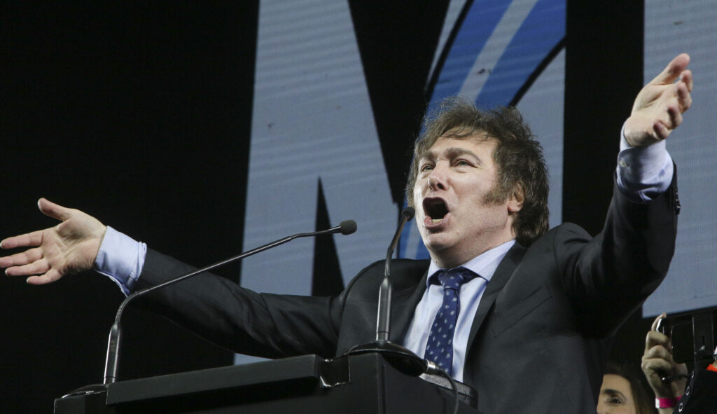 El padre Pepe le reclamó a Milei que se retracte públicamente por sus dichos contra Francisco
