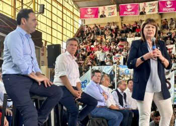Acompañada por el chaqueño Zdero, Bullrich dijo que falta una «última batalla para librarnos del kirchnerismo»