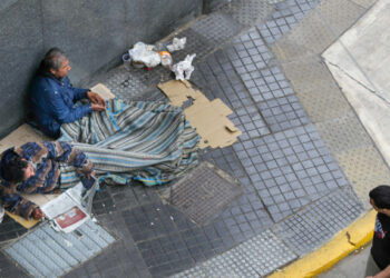 La pobreza fue del 40,1% en el primer semestre y afectó a más de la mitad de los niños