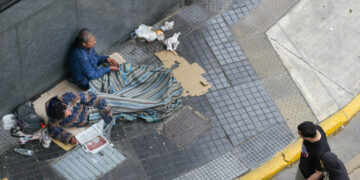 La pobreza fue del 40,1% en el primer semestre y afectó a más de la mitad de los niños