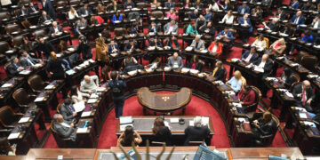 La Cámara de Diputados sesiona para tratar la reforma de Ganancias