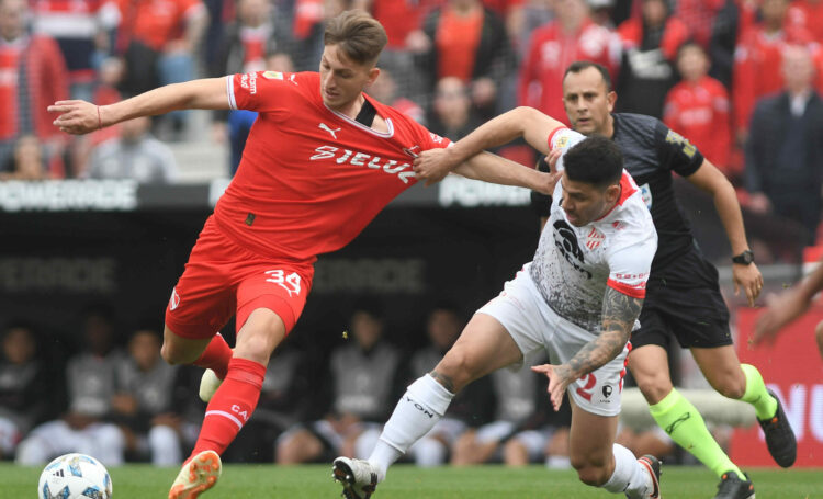 Instituto e Independiente empataron 0 a 0 en Avellaneda