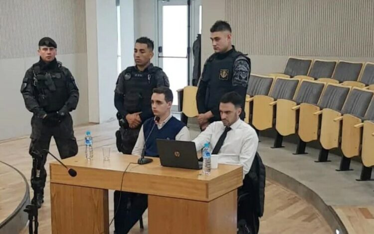 Juicio al médico falso del COE: el veredicto quedó pactado para mediados de septiembre