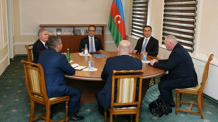 Representantes de Nagorno Karabaj y del Gobierno azerbaiyano celebraron conversaciones sobre el futuro de esa región.