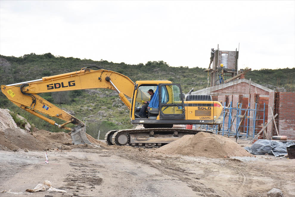 La Provincia informó que avanza con la obra de saneamiento cloacal de Tanti