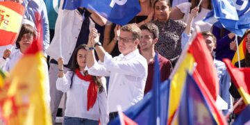 Feijóo se plantó como opositor