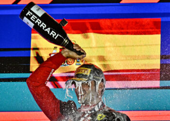 Sainz logró frenar a Verstappen